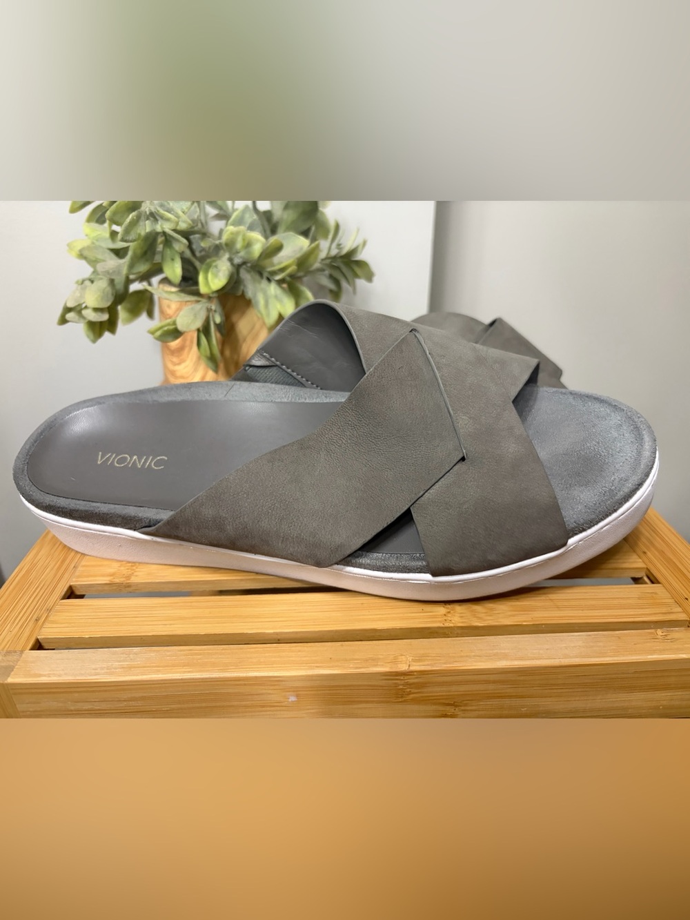 Vionic Women's Crisscross Slide Sandals in Gray - Picture 2 of 5